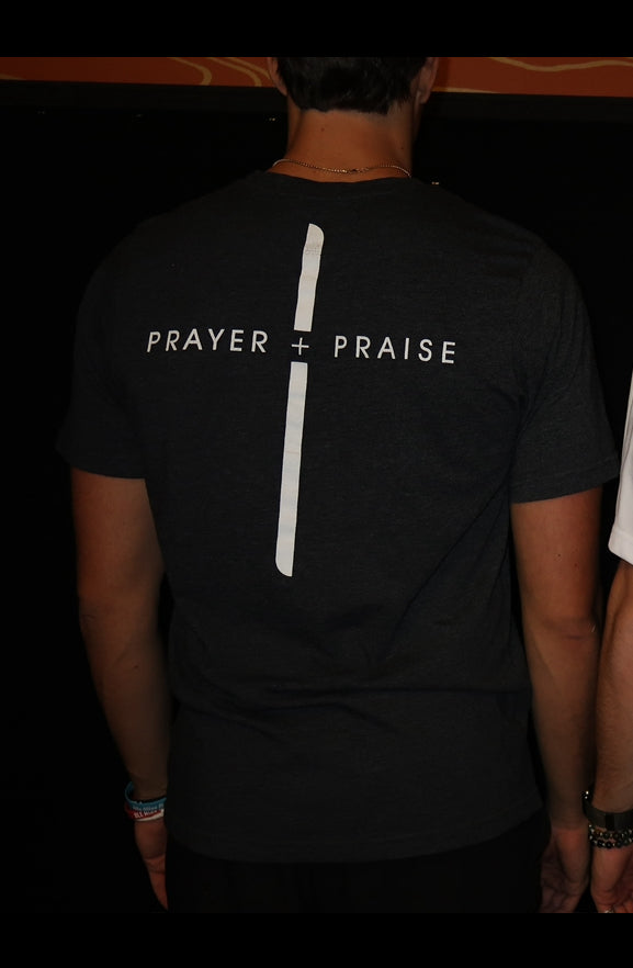 PRAYER+PRAISE ORIGINAL SHORTSLEEVE T-SHIRT