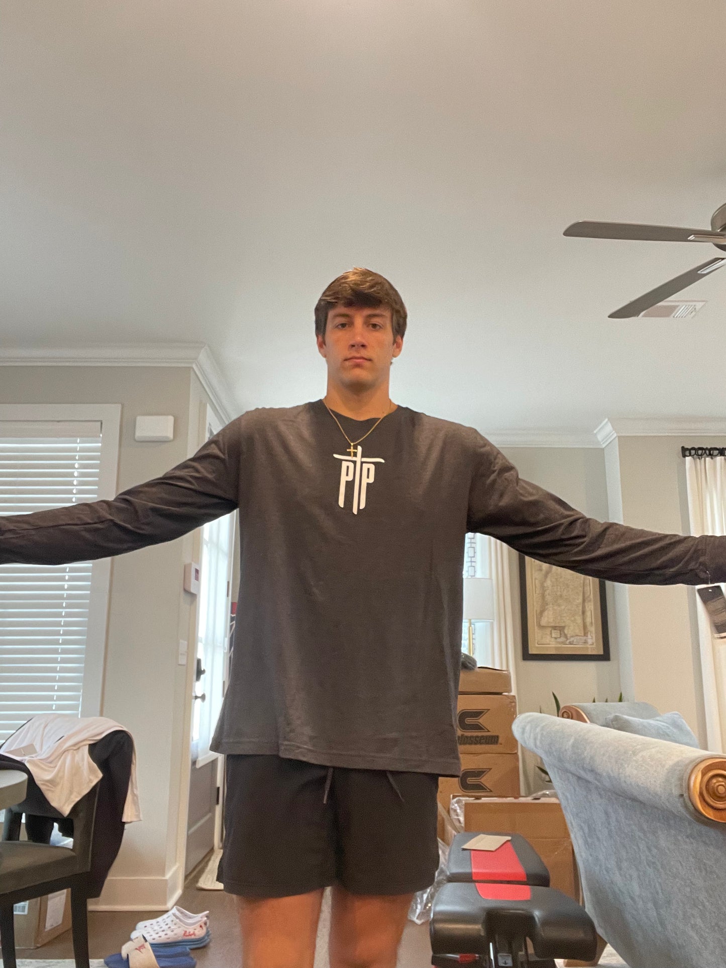 PRAYER+PRAISE ORIGINAL LONG SLEEVE SHIRT